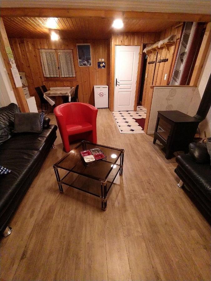 Appartement Daria Prémanon Eksteriør billede